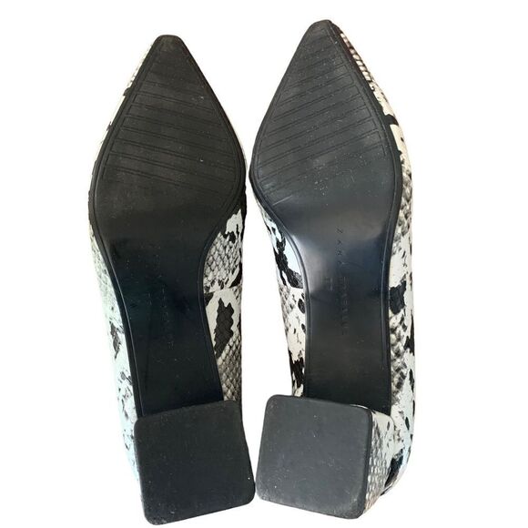 ZARA Woman Snakeskin Block Heel Pointed Toe Shoe Sz 37 6.5 - Picture 6 of 7